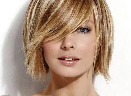Ladies Haircut & Style Platinum Spalon
